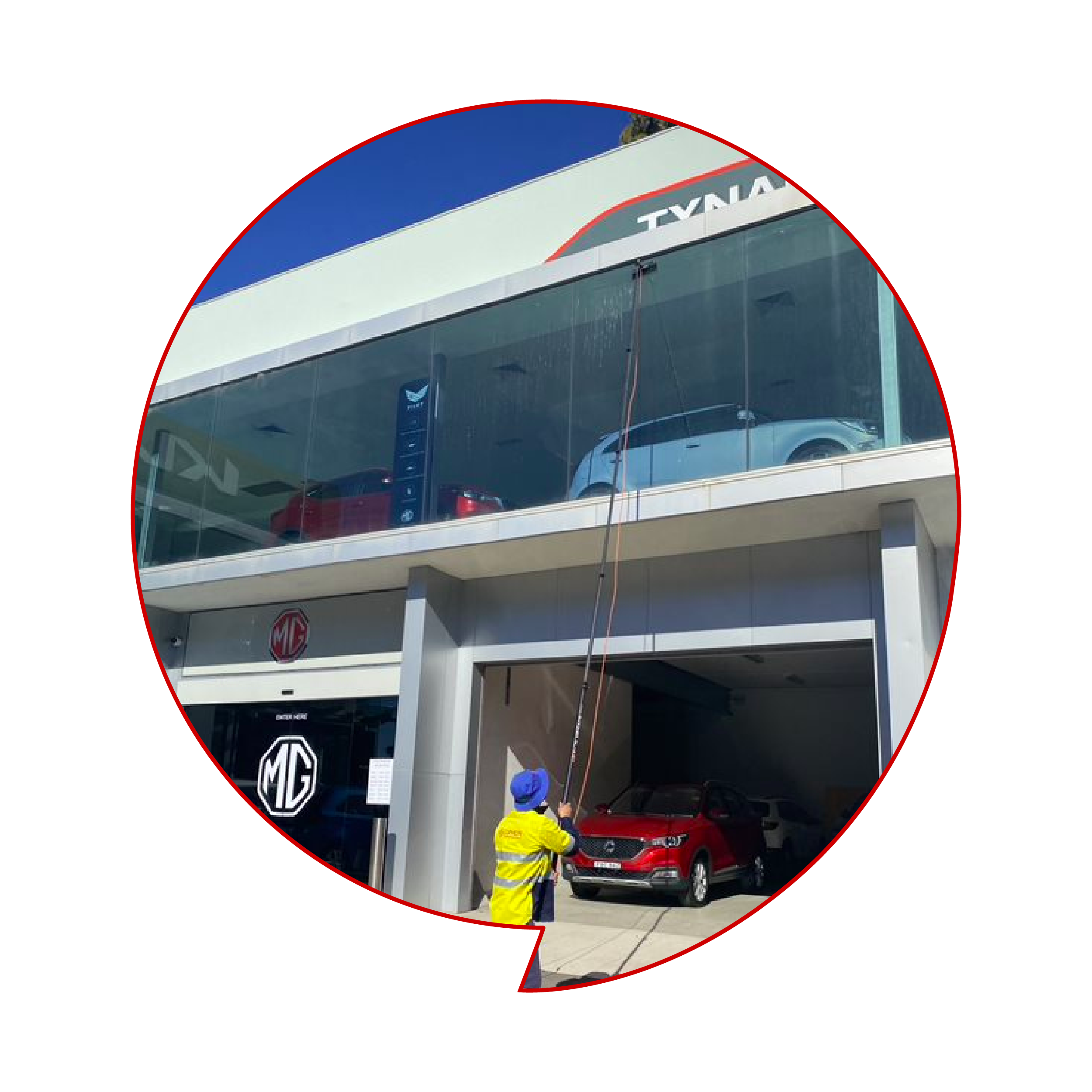The professional Window cleaning team cleans high and difficult-to-access windows.